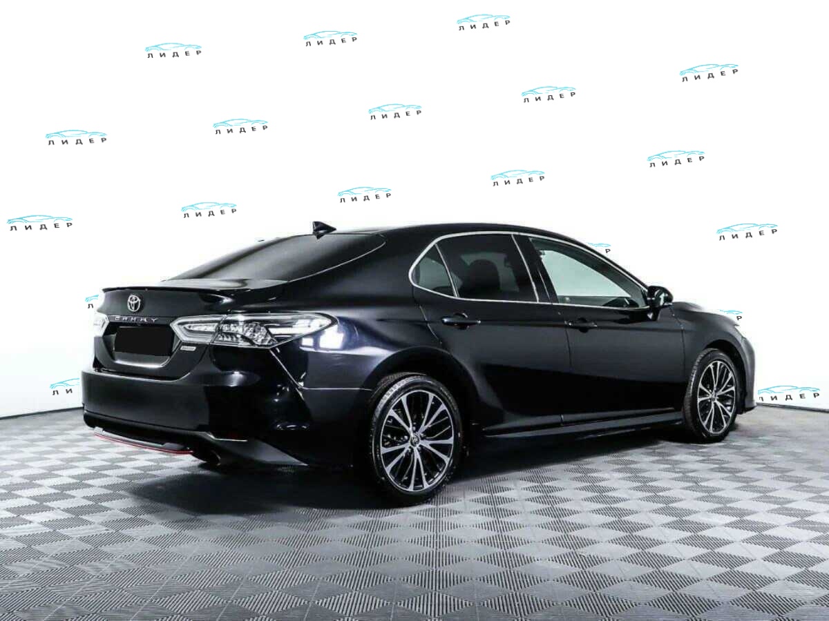 Б/У Тойота Камри 2020 года. Фото: #4