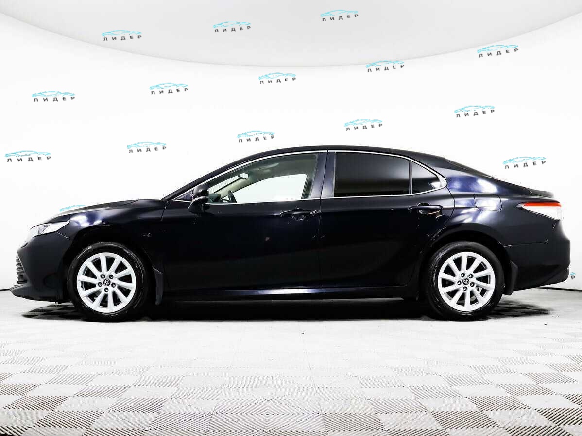 Б/У Тойота Камри 2019 года. Фото: #7
