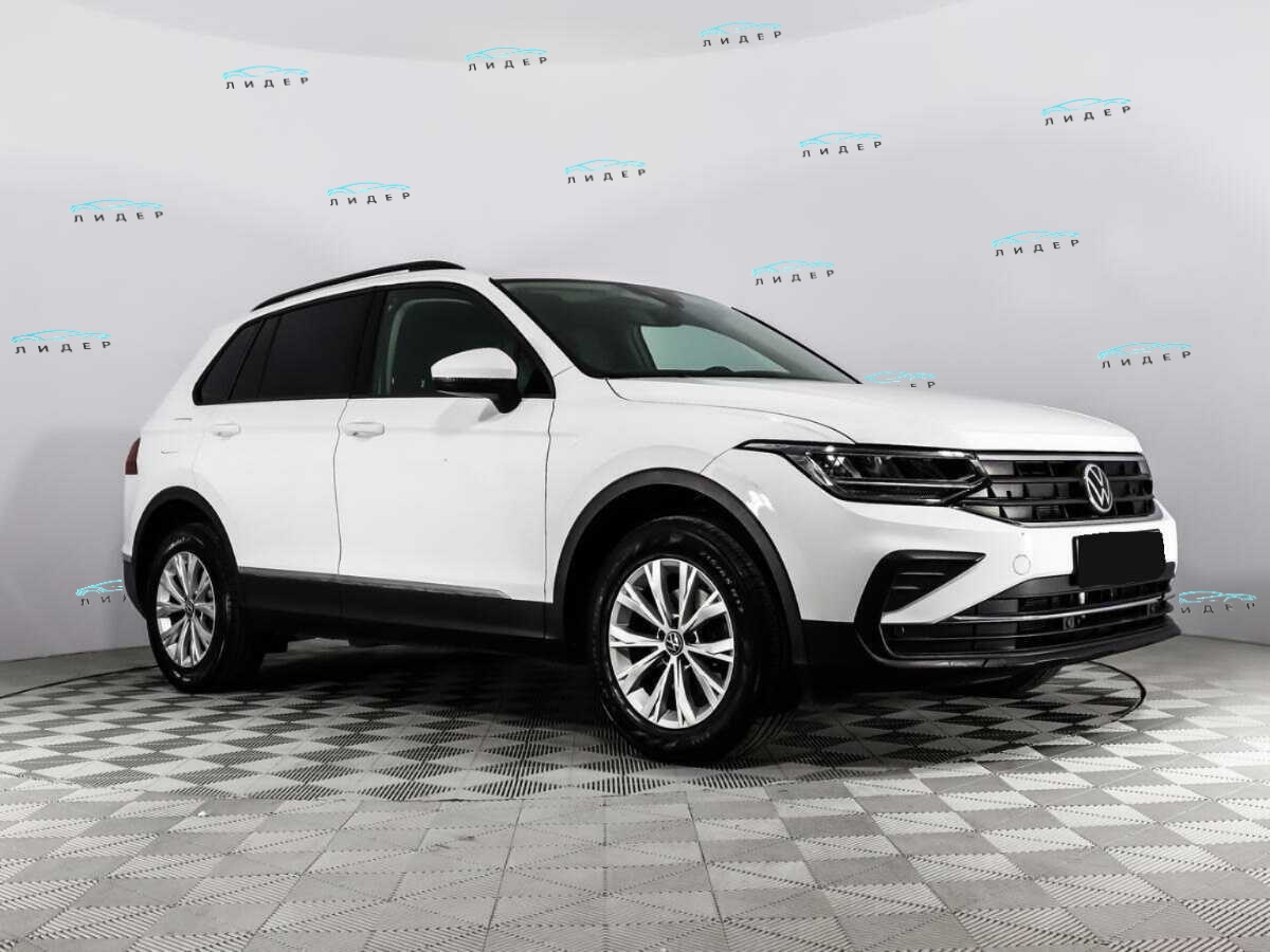 Б/У Фольксваген Тигуан 2021 года. Фото: #2