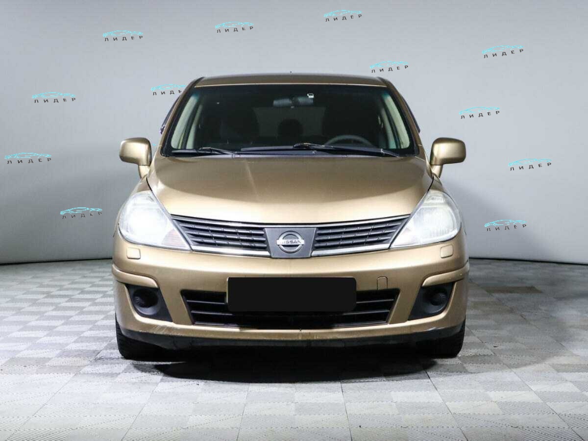 Б/У Ниссан Тиида 2007 года. Фото: #1