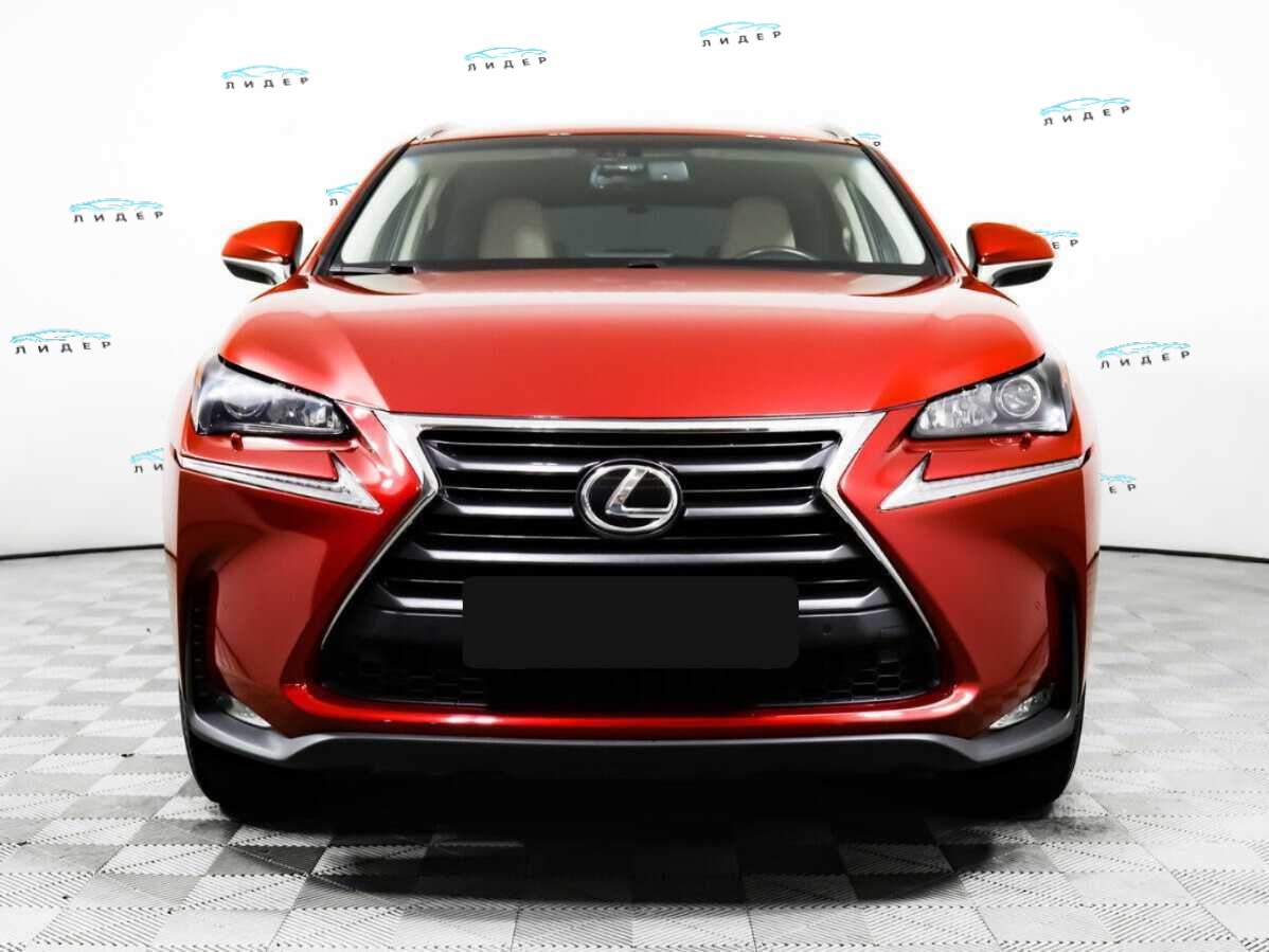 Б/У Лексус Н-Икс 2016 года. Фото: #1