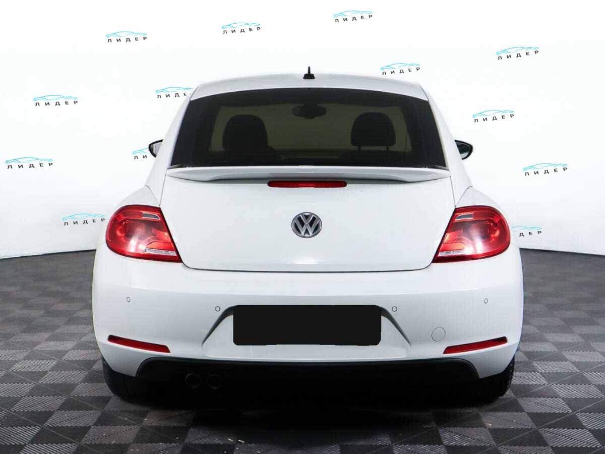 Б/У Фольксваген Битл 2014 года. Фото: #5