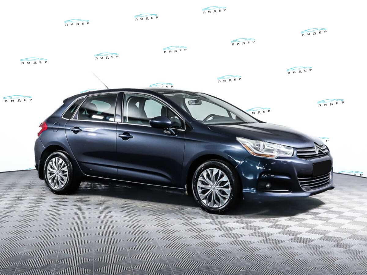 Б/У Ситроен Ц4 2011 года. Фото: #2