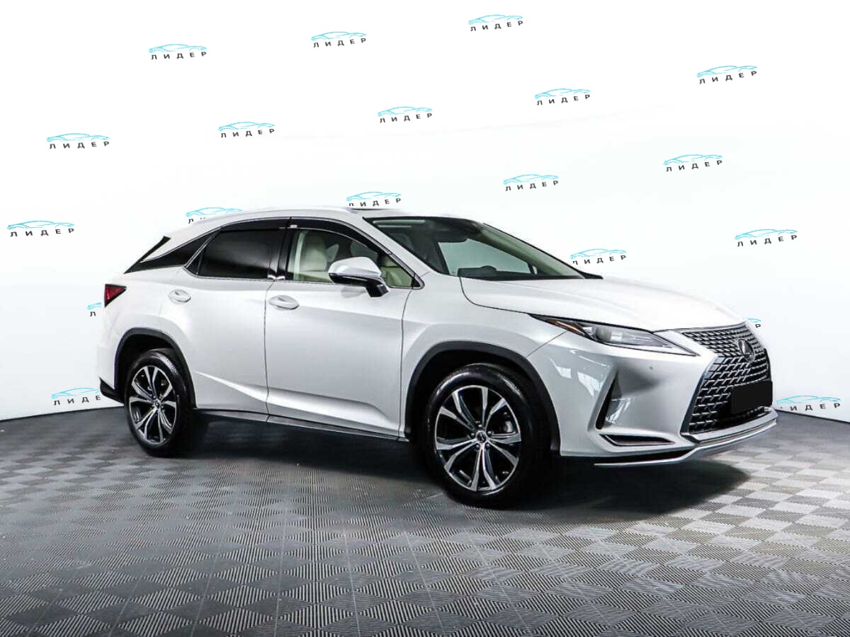 Б/У Лексус Р-Икс 2022 года. Фото: #2