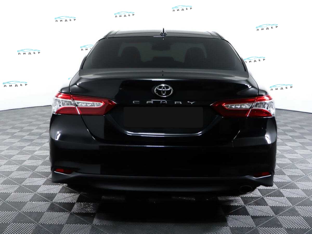 Б/У Тойота Камри 2021 года. Фото: #5