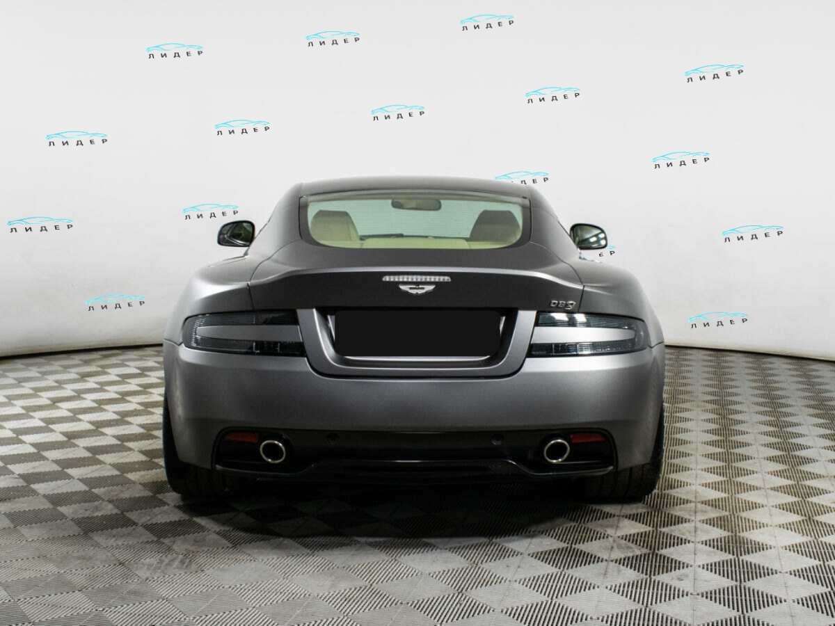 Б/У Астон Мартин ДБ9 2013 года. Фото: #5