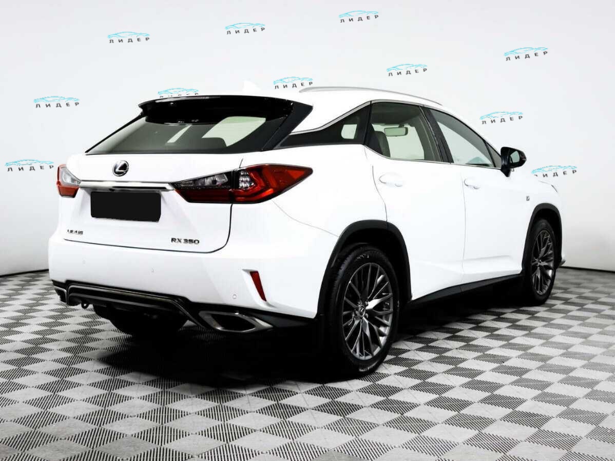 Б/У Лексус Р-Икс 2018 года. Фото: #3