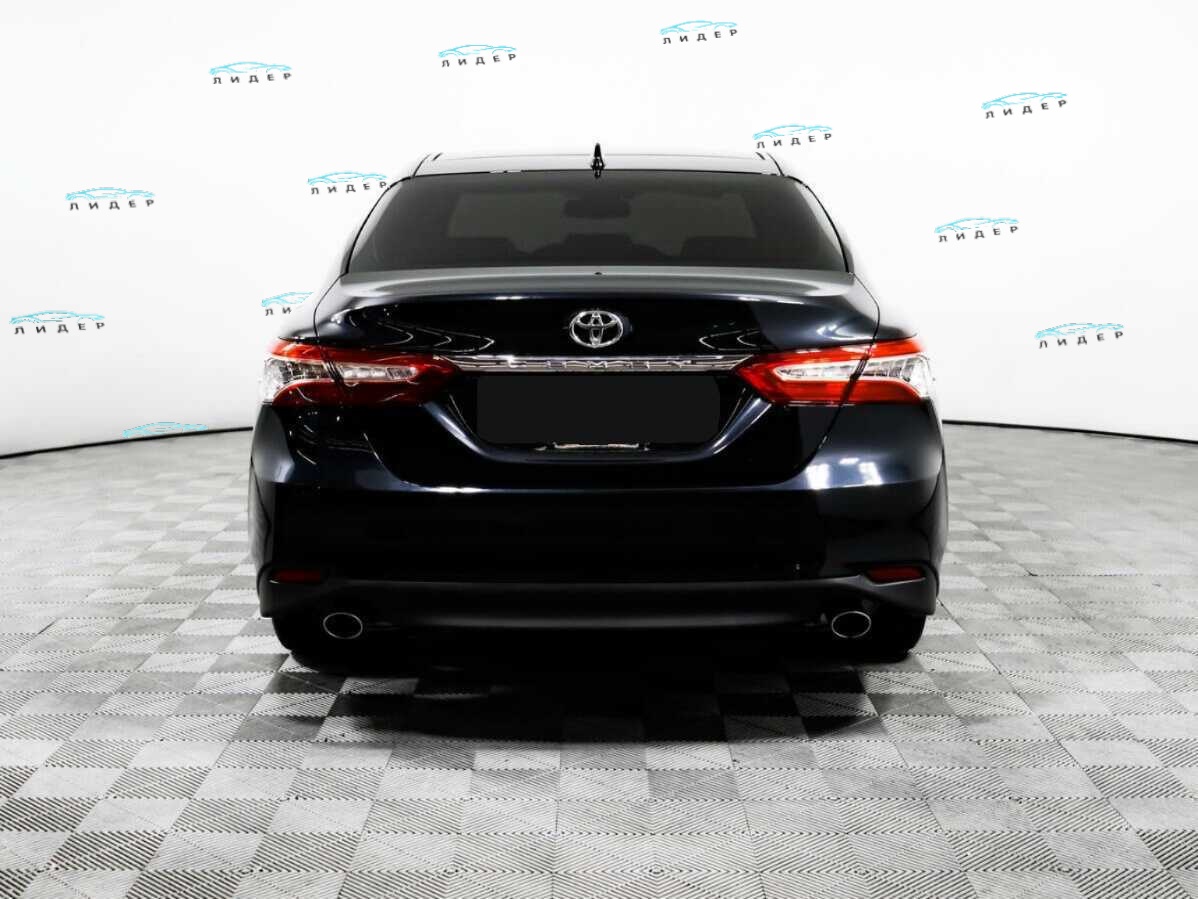 Б/У Тойота Камри 2022 года. Фото: #5