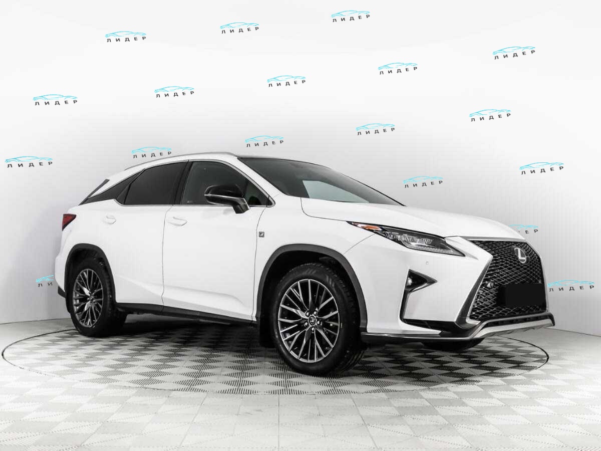 Б/У Лексус Р-Икс 2016 года. Фото: #2