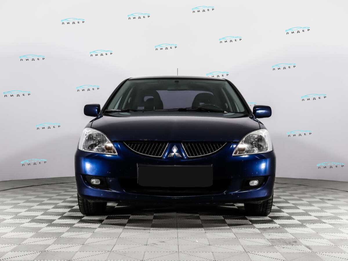 Б/У Митсубиши Лансер 2004 года. Фото: #1