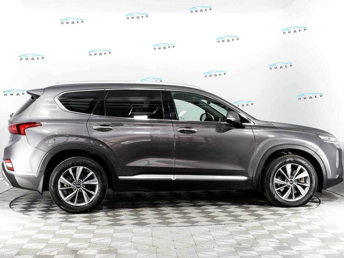 Б/У Хендай Санта Фе 2019 года. Фото: #3