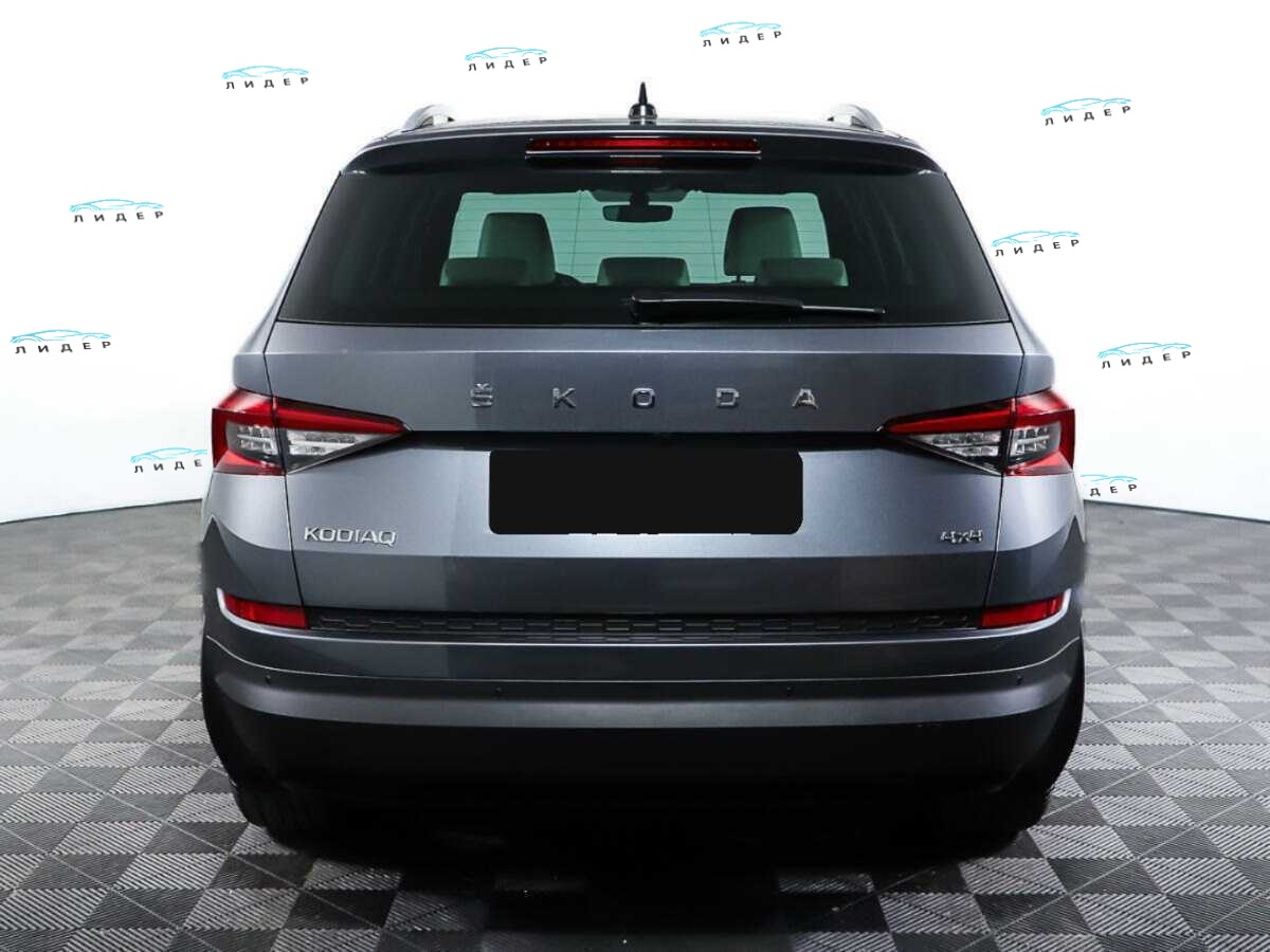 Б/У Шкода Кодиак 2021 года. Фото: #5