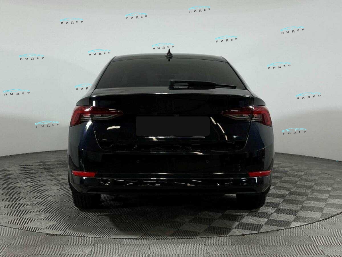 Б/У Шкода Октавия 2021 года. Фото: #4