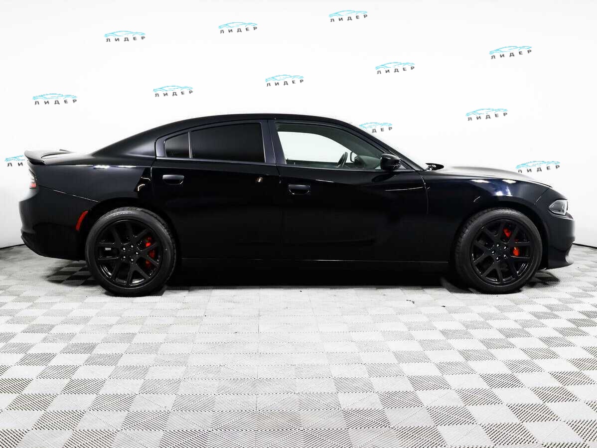 Б/У Додж Чарджер 2019 года. Фото: #3