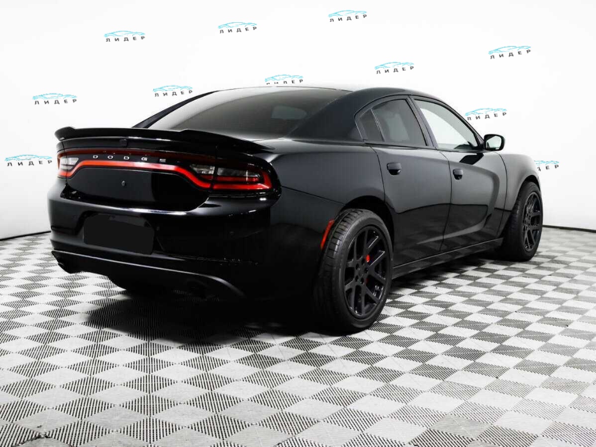 Б/У Додж Чарджер 2019 года. Фото: #4