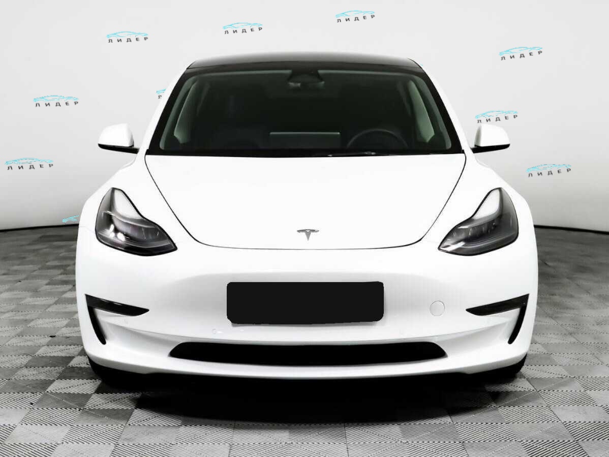 Б/У Тесла Модел 3 2022 года. Фото: #1