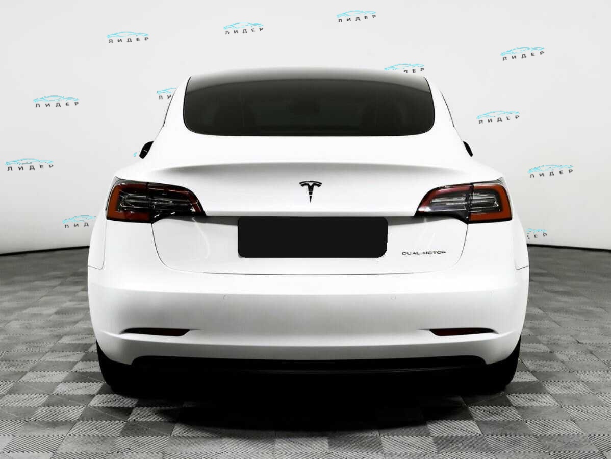 Б/У Тесла Модел 3 2022 года. Фото: #5