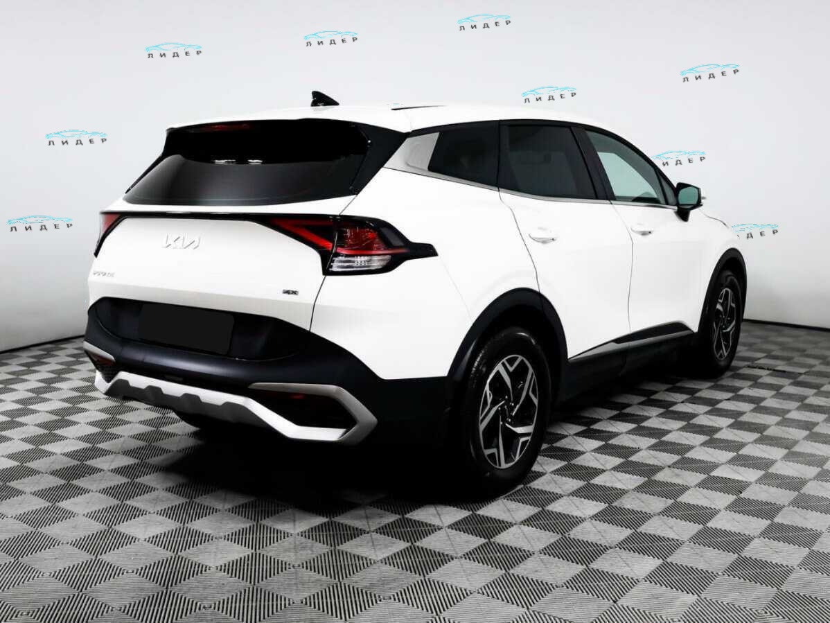 Б/У Киа Спортейдж 2023 года. Фото: #4
