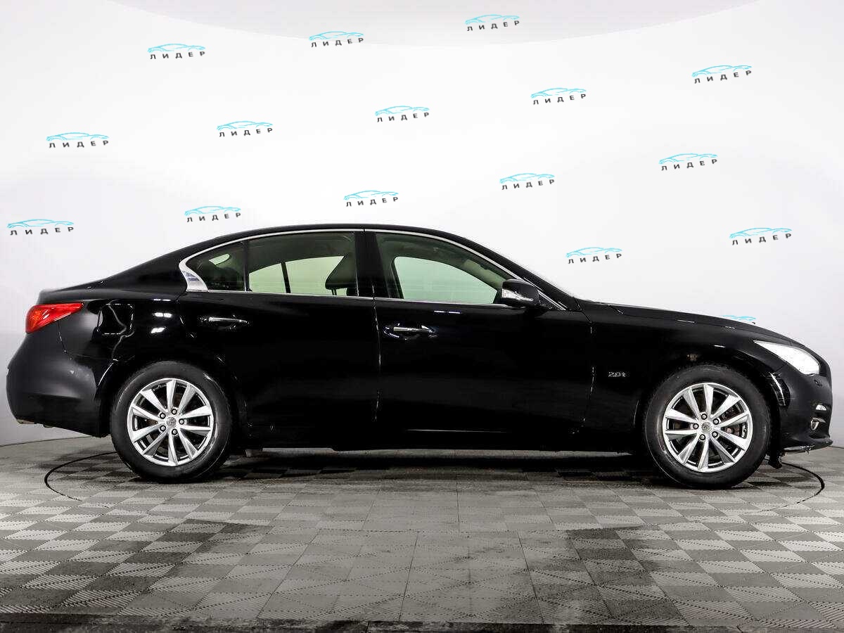 Б/У Инфинити К50 2015 года. Фото: #3