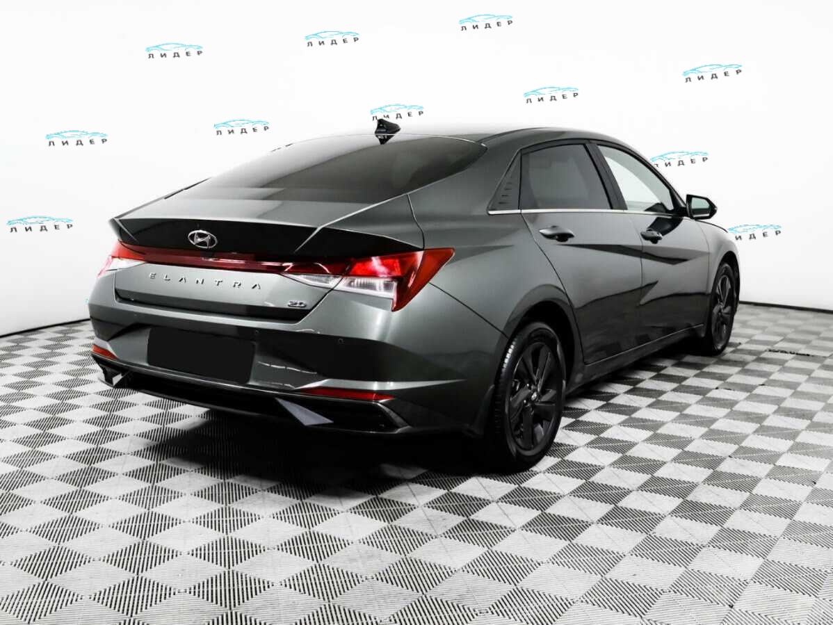 Б/У Хендай Елантра 2021 года. Фото: #4