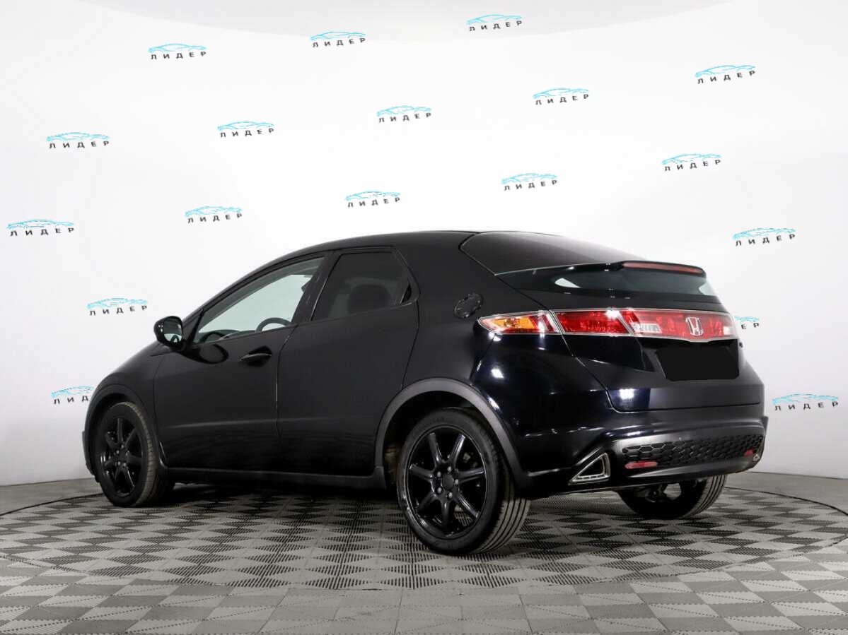 Б/У Хонда Цивик 2008 года. Фото: #5