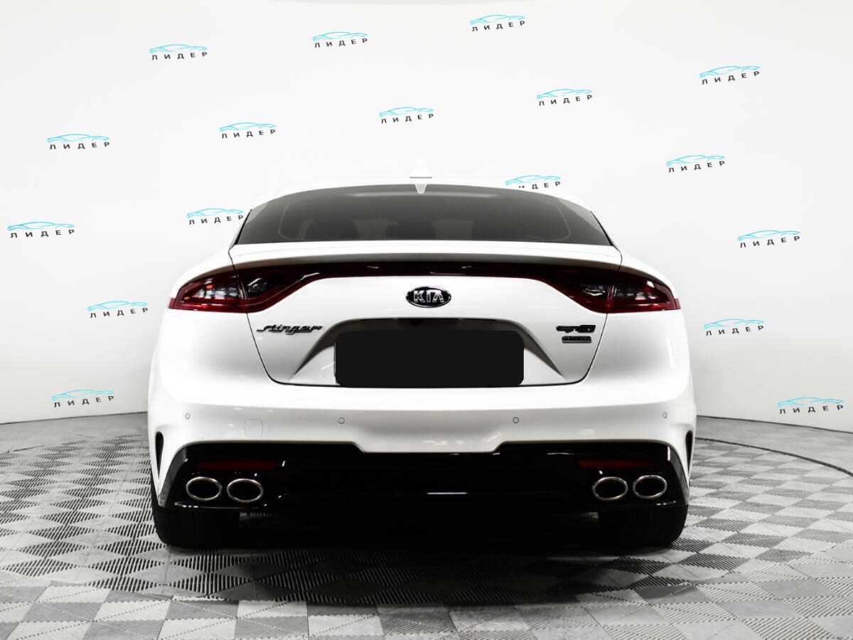Б/У Киа Стингер 2019 года. Фото: #3