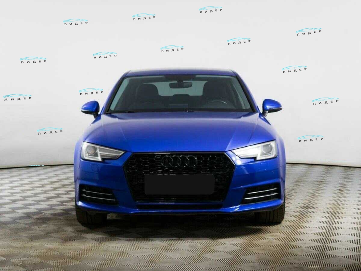 Б/У Ауди А4 2017 года. Фото: #1