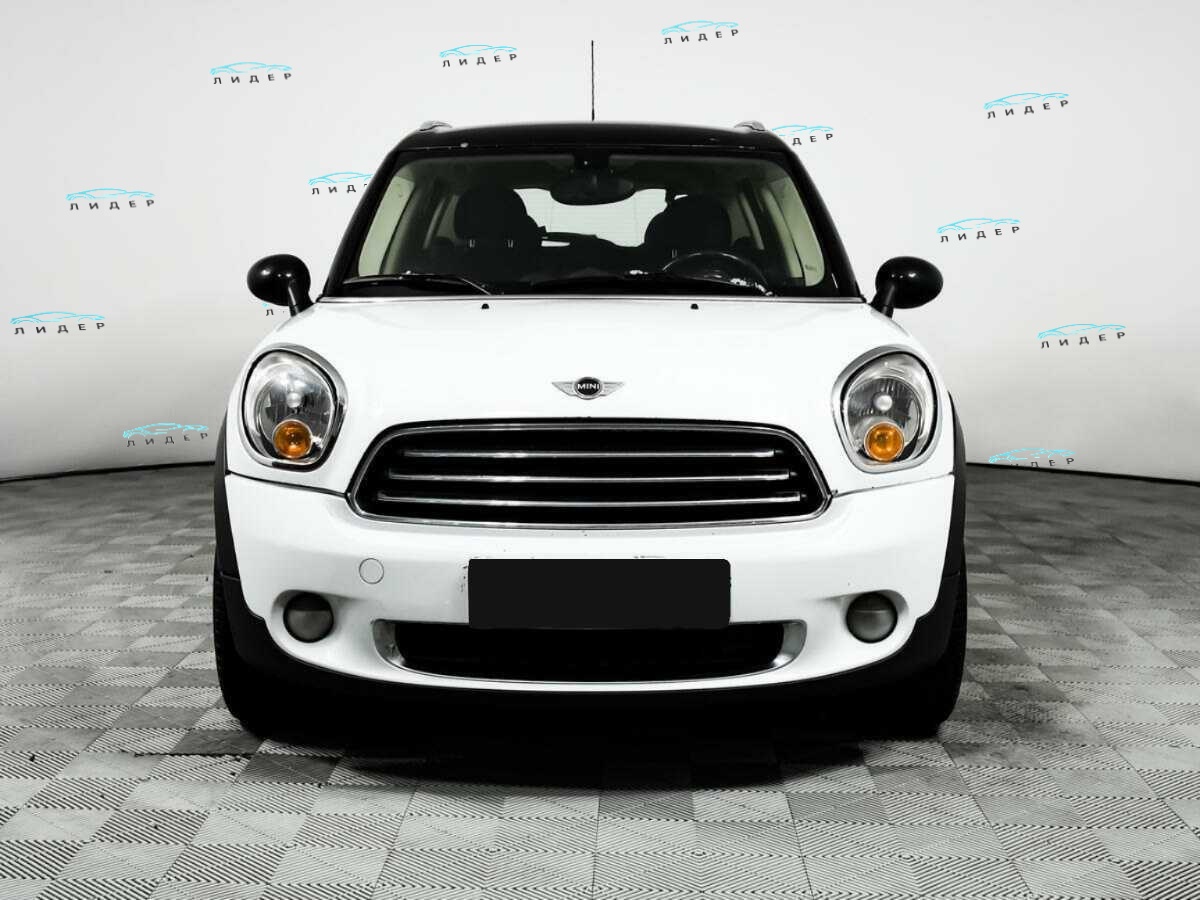 Б/У Мини Каунтримэн 2012 года. Фото: #1