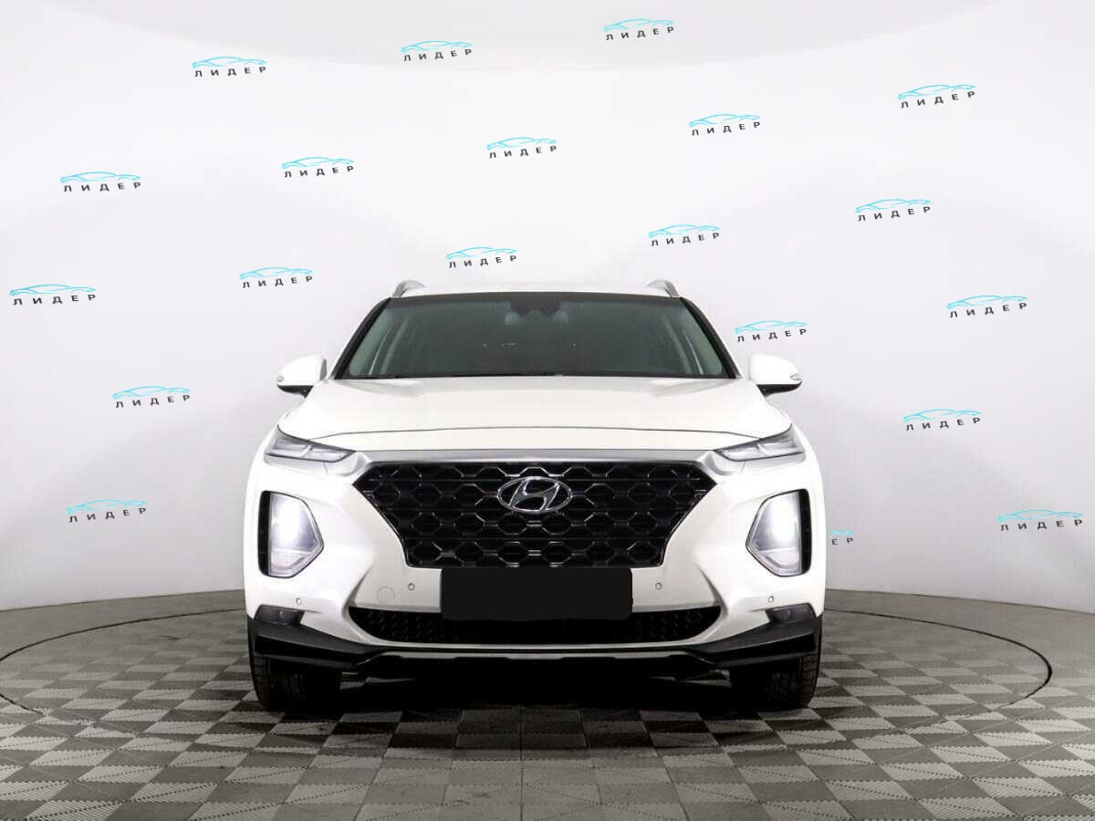 Б/У Хендай Санта Фе 2019 года. Фото: #1