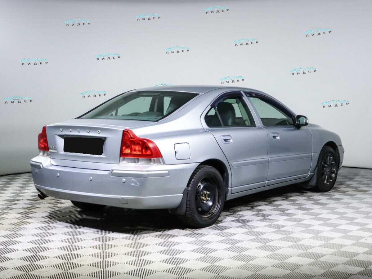 Б/У Вольво С60 2009 года. Фото: #4