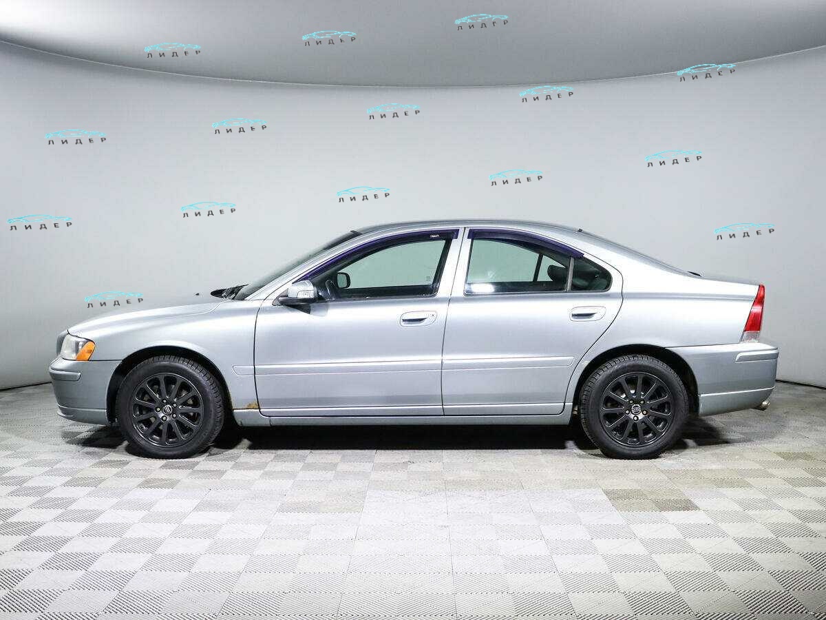 Б/У Вольво С60 2009 года. Фото: #7