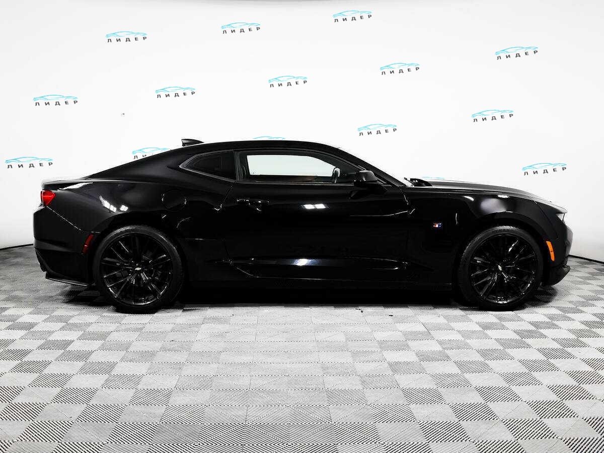 Б/У Шевроле Камаро 2019 года. Фото: #3