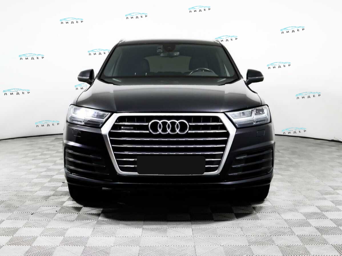 Б/У Ауди К7 2015 года. Фото: #1