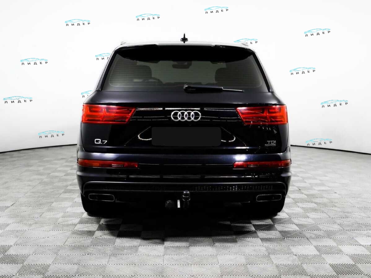 Б/У Ауди К7 2015 года. Фото: #5