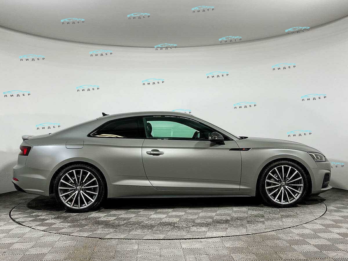 Б/У Ауди А5 2018 года. Фото: #3