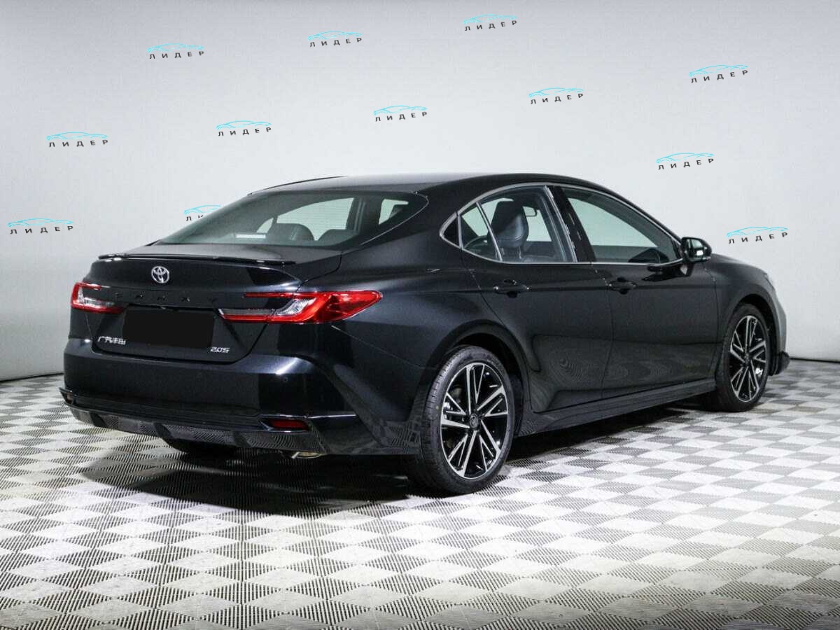 Б/У Тойота Камри 2024 года. Фото: #4