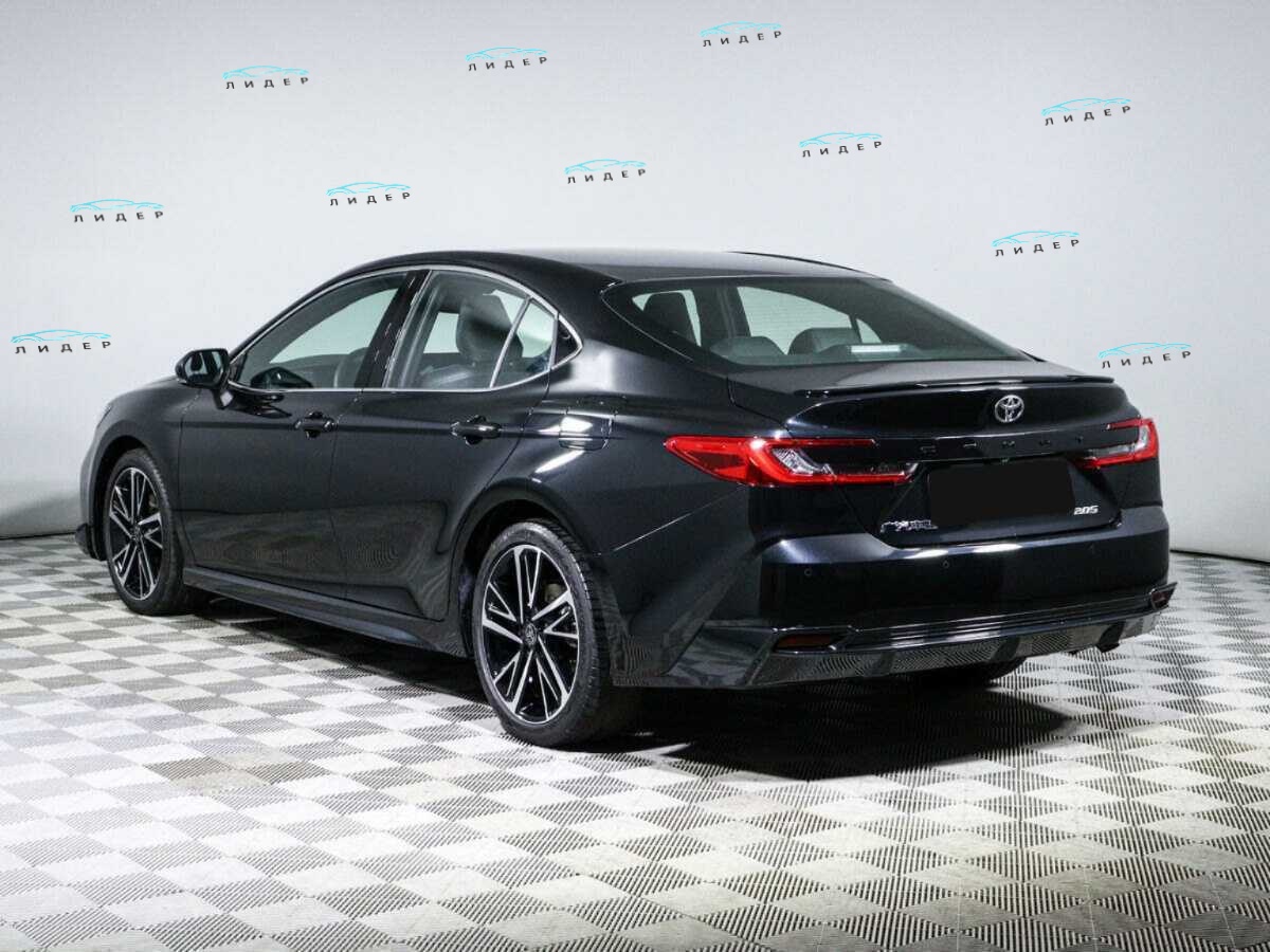 Б/У Тойота Камри 2024 года. Фото: #6