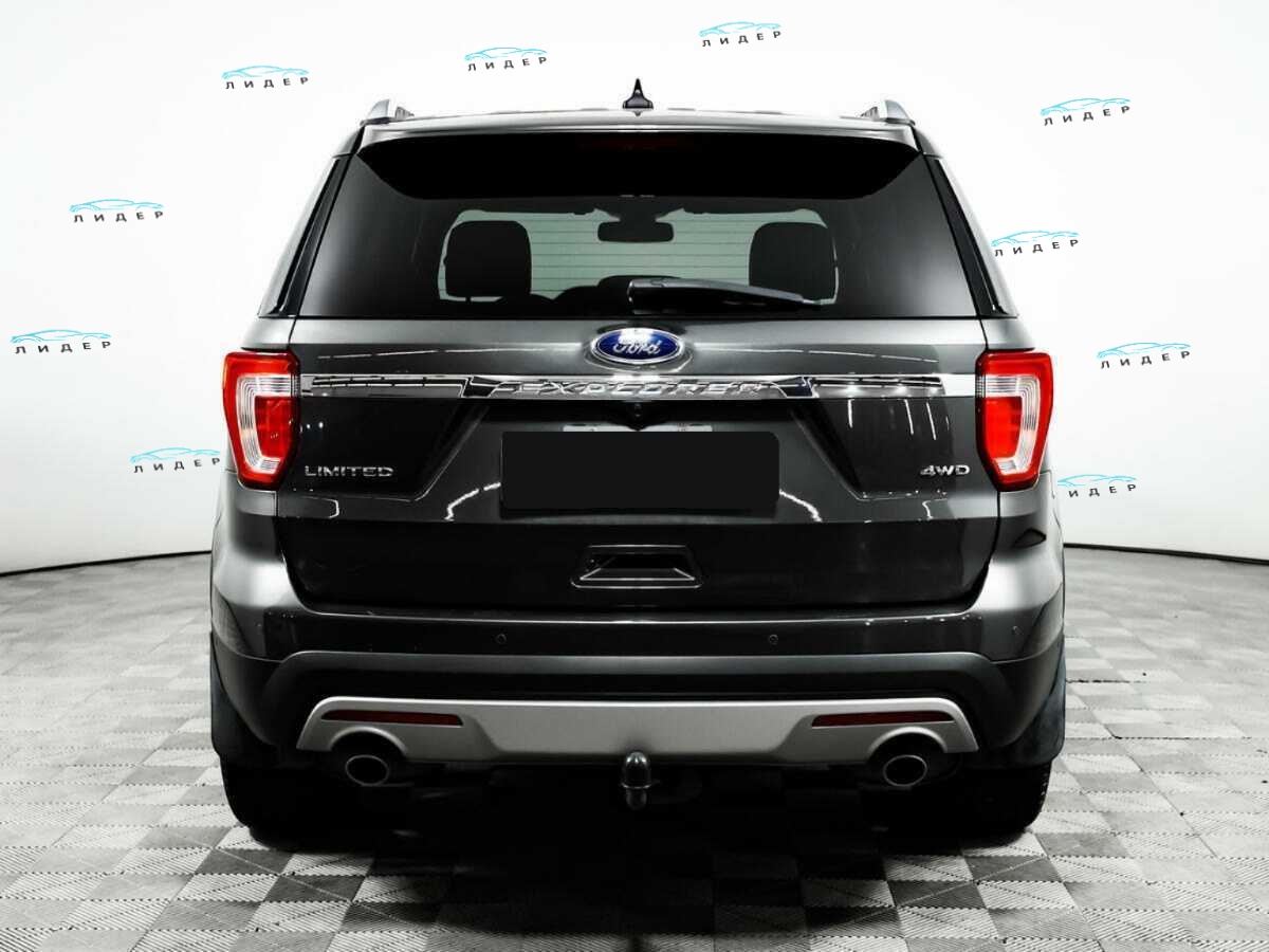 Б/У Форд Експлорер 2017 года. Фото: #4