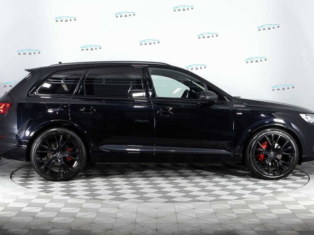 Б/У Ауди К7 2019 года. Фото: #3