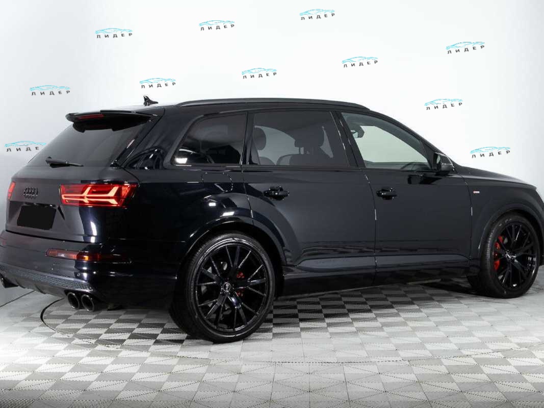 Б/У Ауди К7 2019 года. Фото: #4