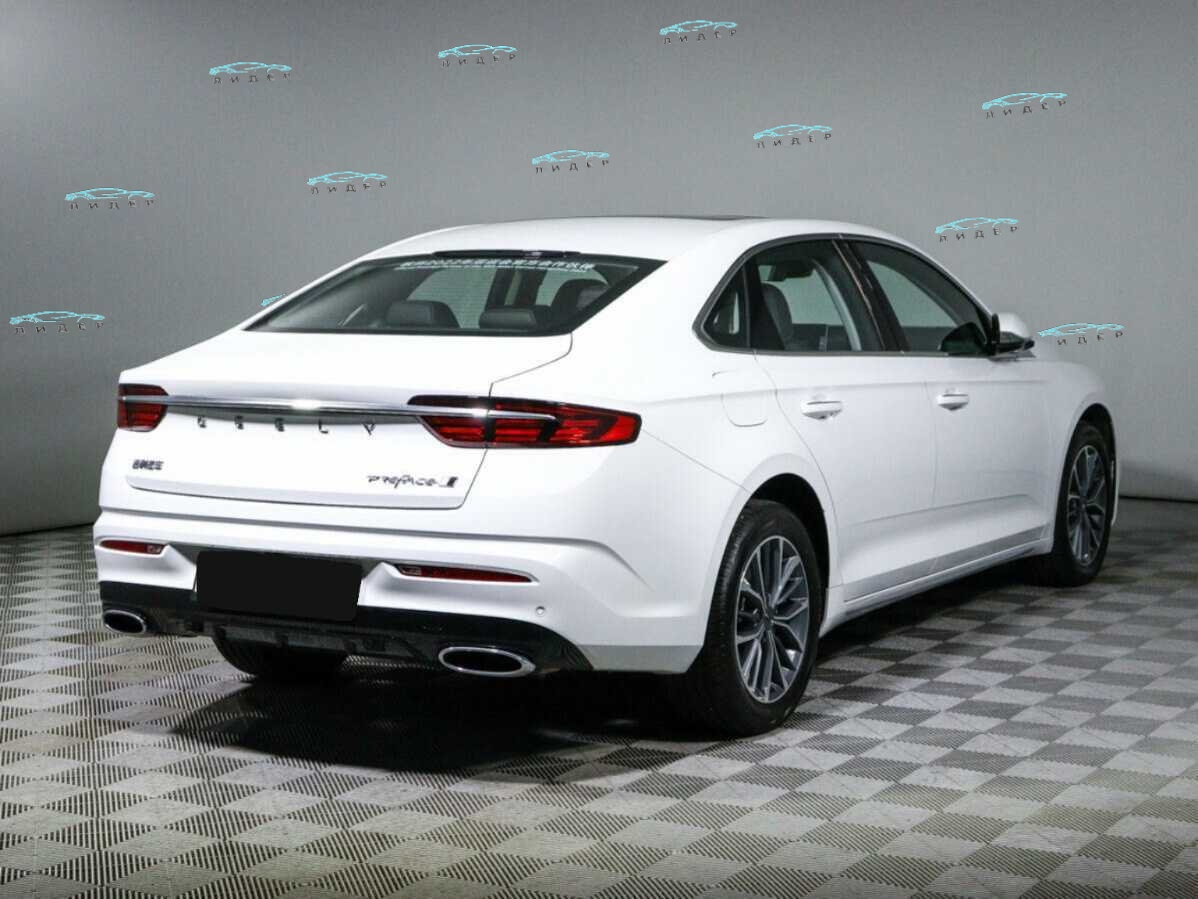 Б/У Джили Префейс 2023 года. Фото: #4