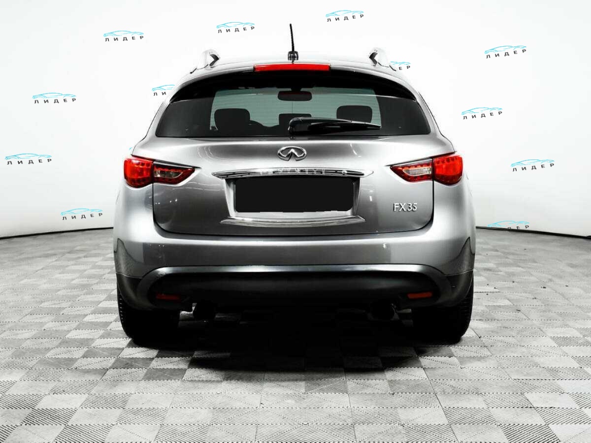 Б/У Инфинити Ф-Икс 2010 года. Фото: #4