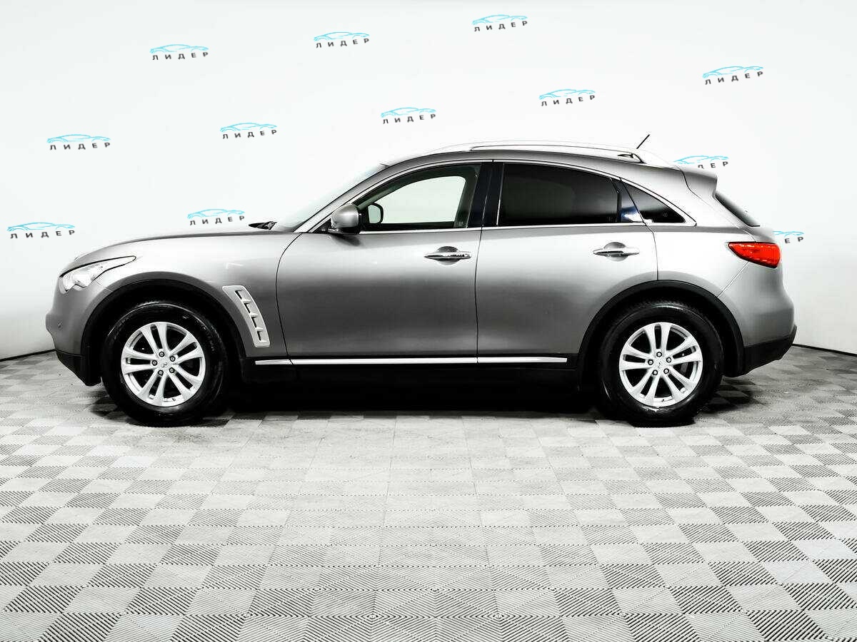 Б/У Инфинити Ф-Икс 2010 года. Фото: #6