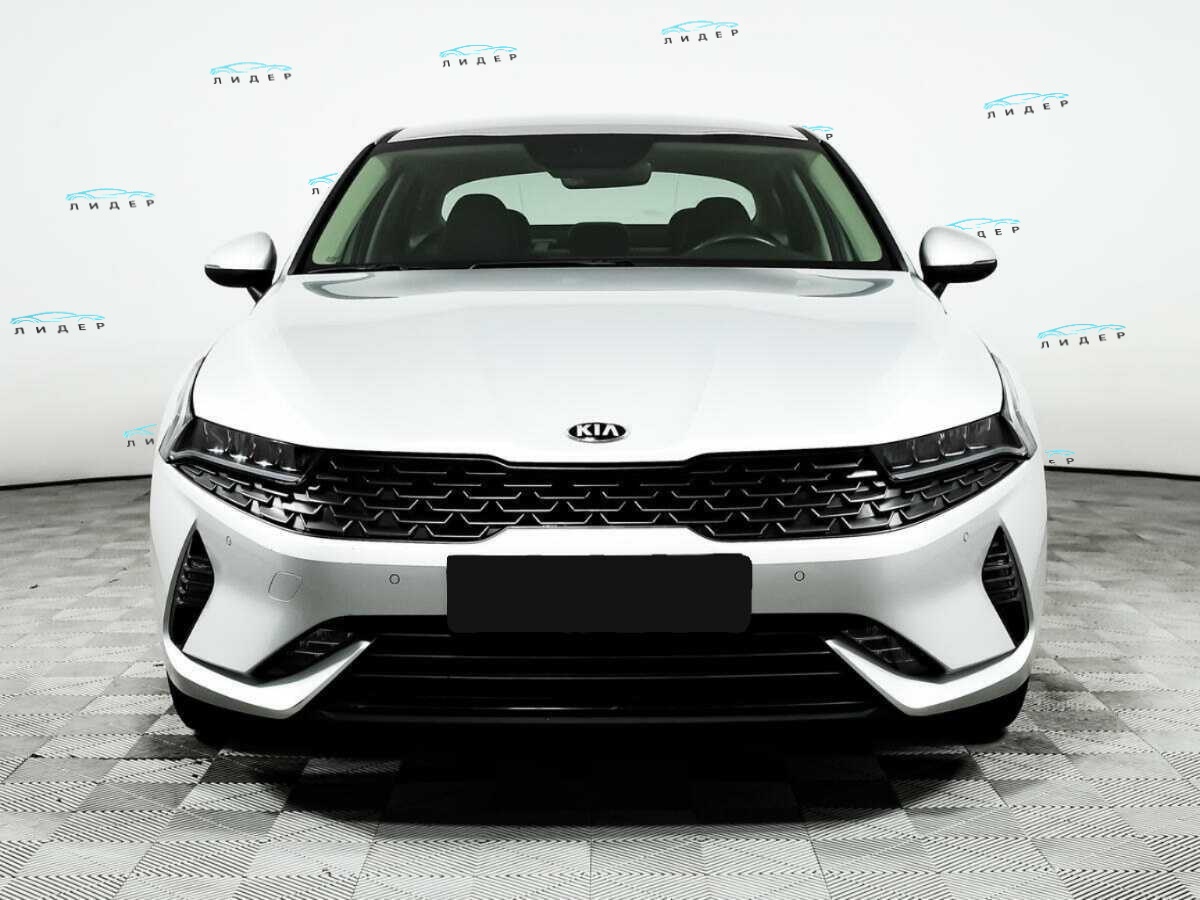 Б/У Киа К5 2021 года. Фото: #1
