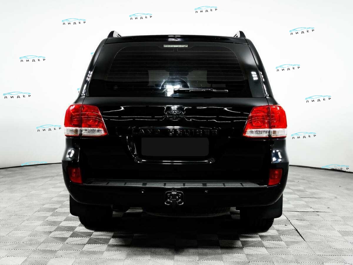 Б/У Тойота Лэнд Крузер 2011 года. Фото: #4