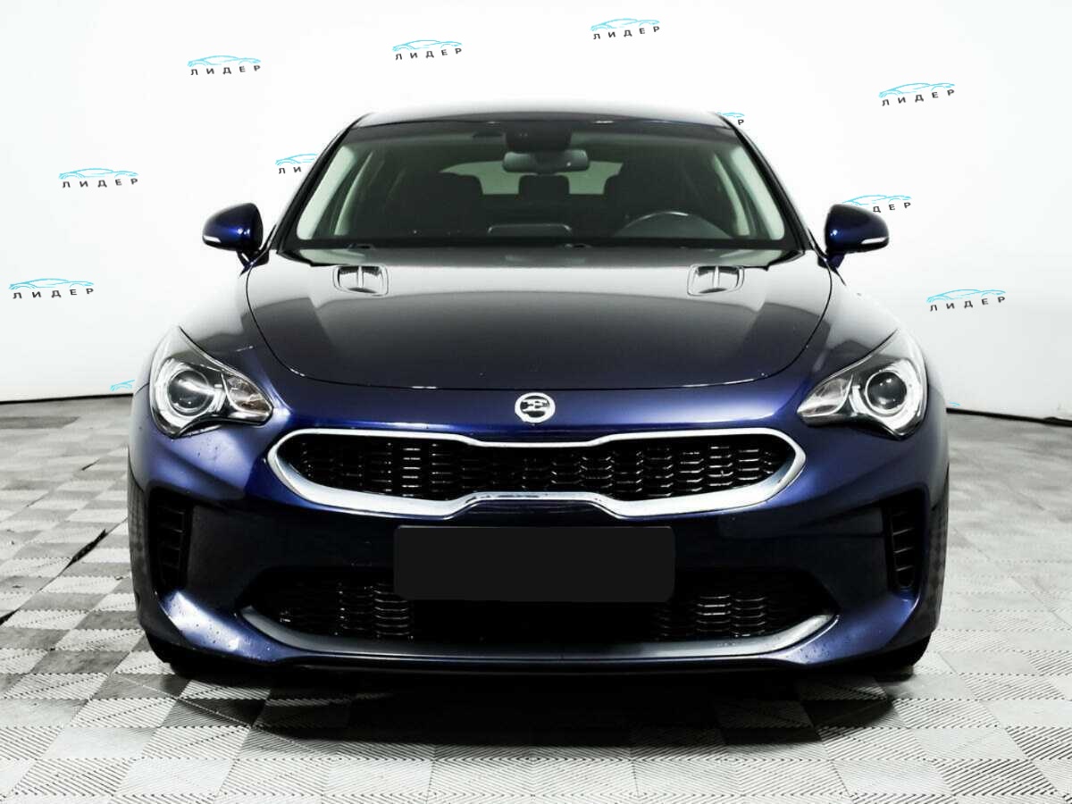 Б/У Киа Стингер 2018 года. Фото: #1