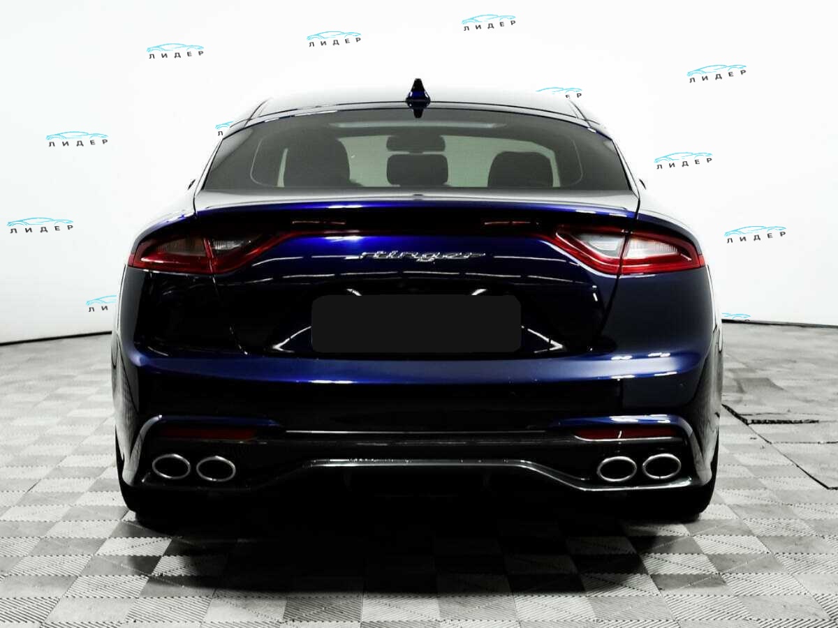 Б/У Киа Стингер 2018 года. Фото: #5