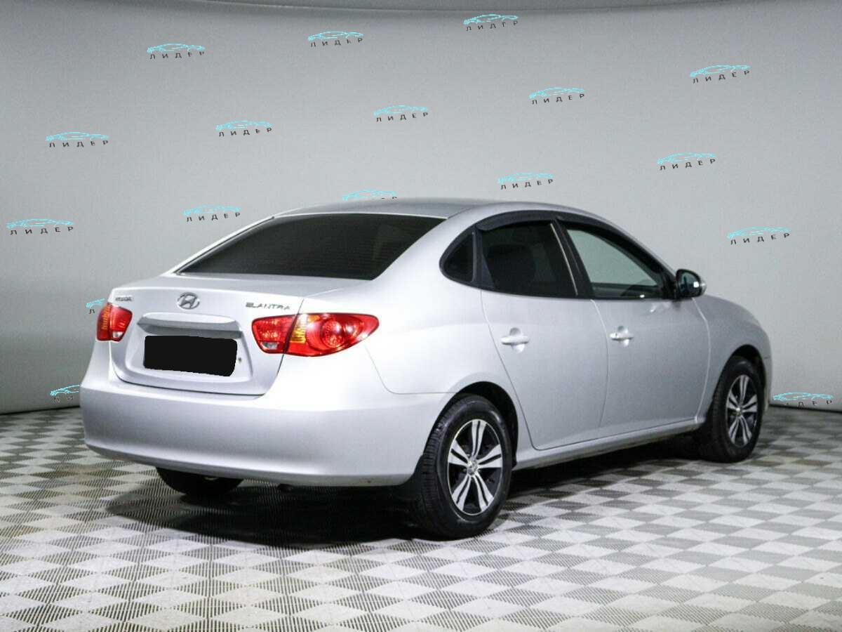Б/У Хендай Елантра 2010 года. Фото: #3