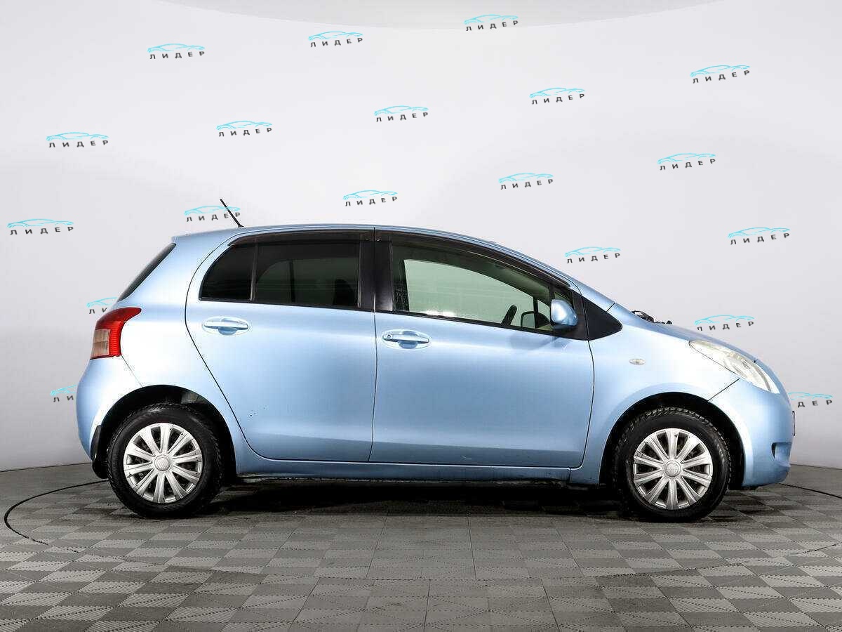 Б/У Тойота Витз 2005 года. Фото: #3