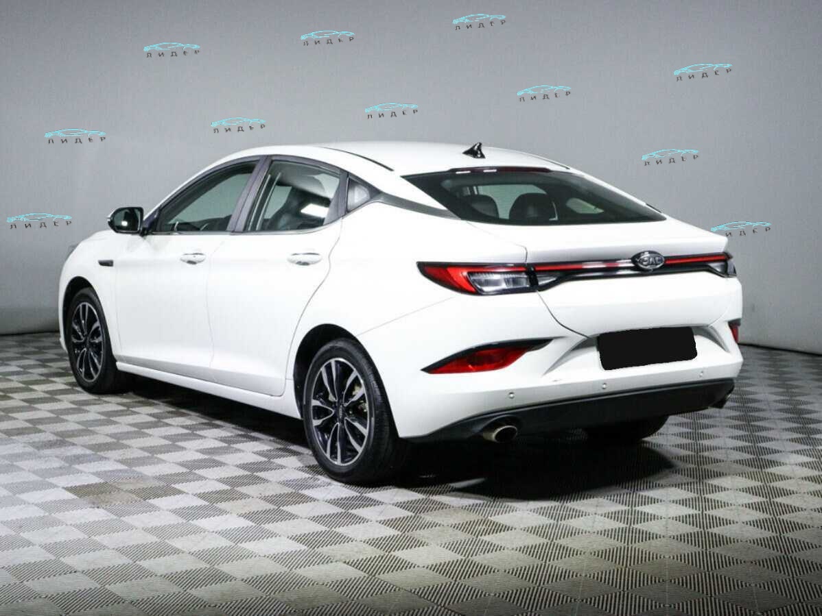 Б/У Джак Джи7 2023 года. Фото: #5